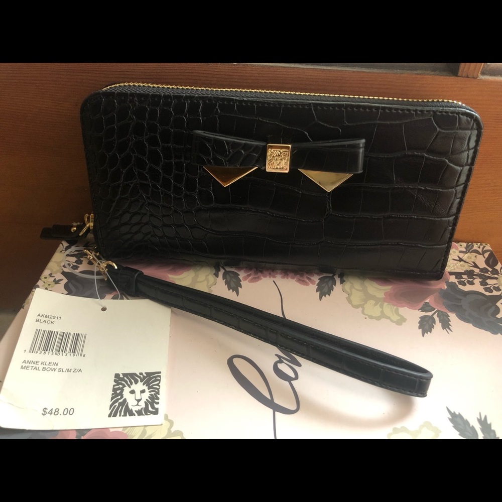 Anne Klein Black Bow Wristlet